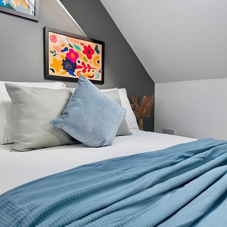 Bright Studio Loft 30Min To Central London Londres Exterior foto